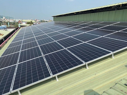 Kingfeels installiert Solaranlage auf einer Produktionsanlage in Thailand